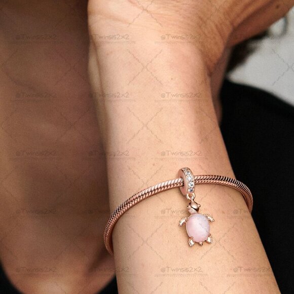 Pandora Murano Glass Pink Sea Turtle Dangle Charm - Picture 2 of 2